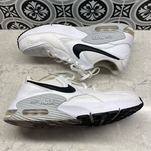 Nike Air Max Excee Black & White Sneakers Size Womens 10